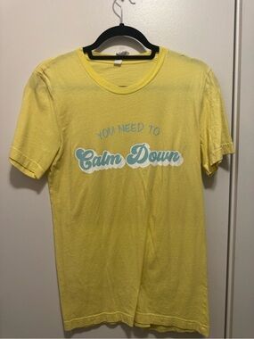 Women’s Small Taylor Swift ‘You need to Calm Down’ Canvas Yellow t Shirt